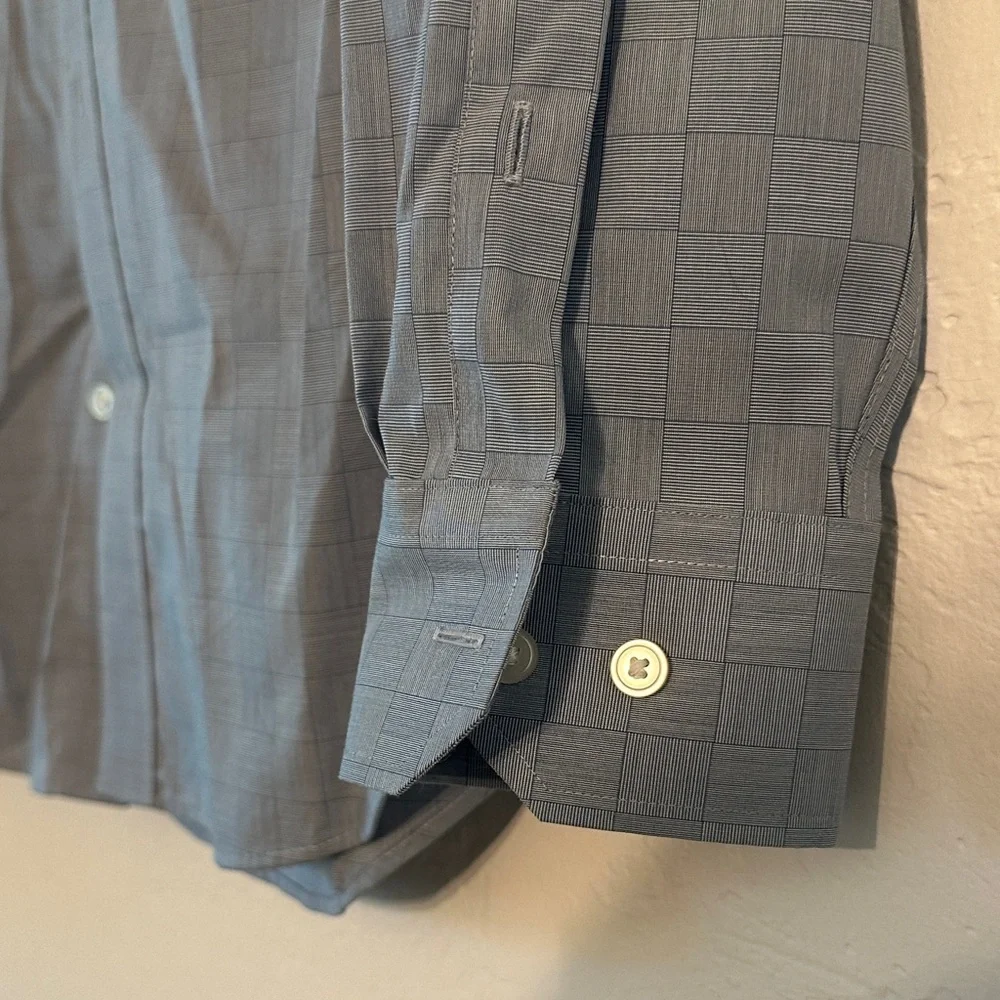Banana Republic Slim Fit Dress Shirt – Men’s‎ S, Blue Check, Non-Iron